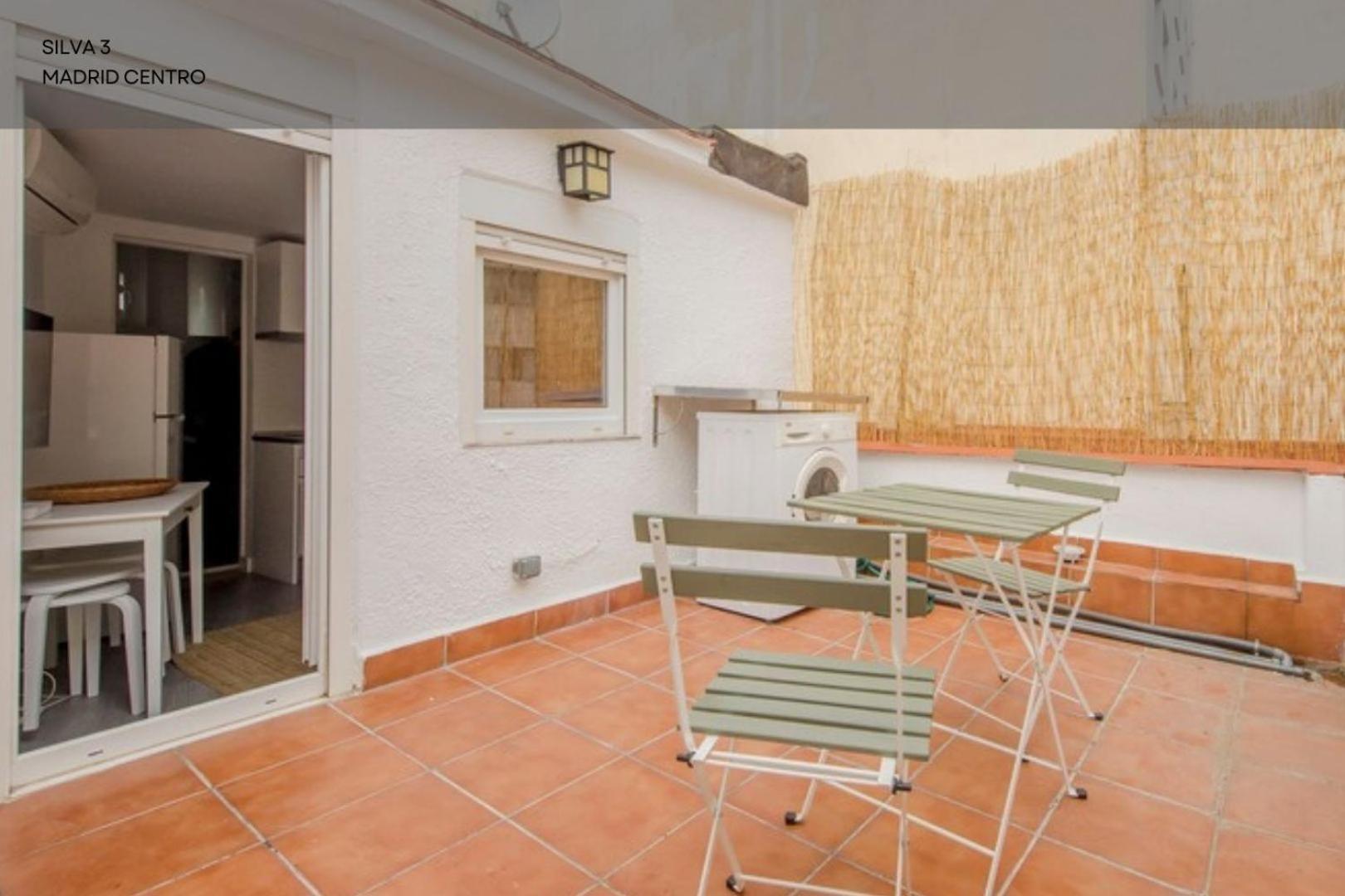 Atico Calle Silva Para 3Pax Con Terraza Esquina Con Gran Via E2 Madrid Extérieur photo